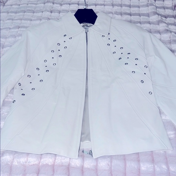 Pamela McCoy White‎ Leather Jacket with Vintage Perforations - Picture 1 of 16